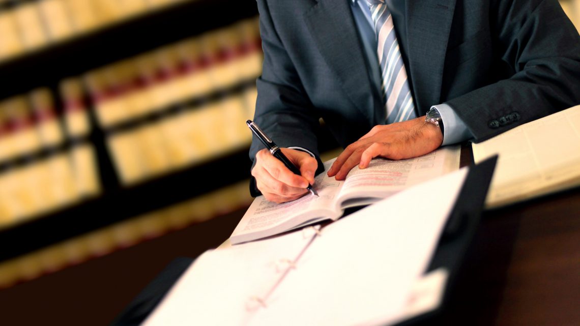 Costs of Hiring a Criminal Lawyer